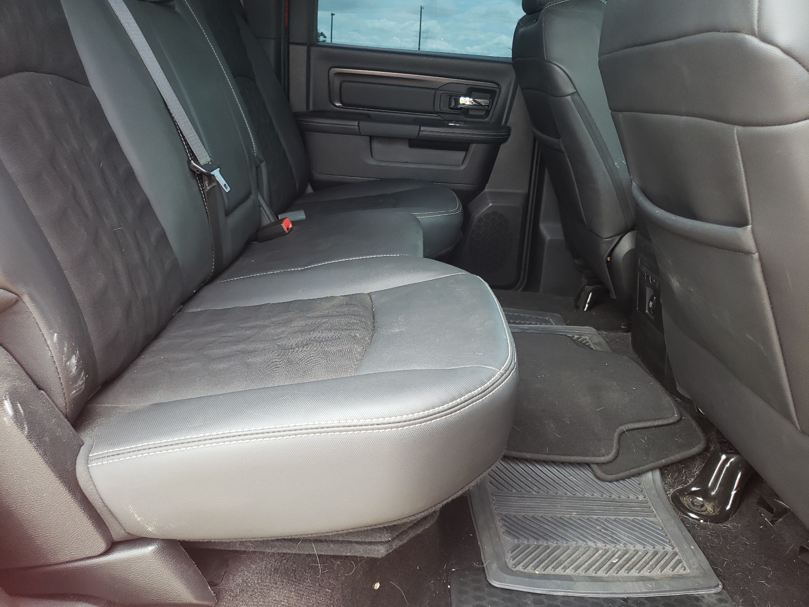 1C6RR7YT1HS808563 2017 Ram 1500 Rebel