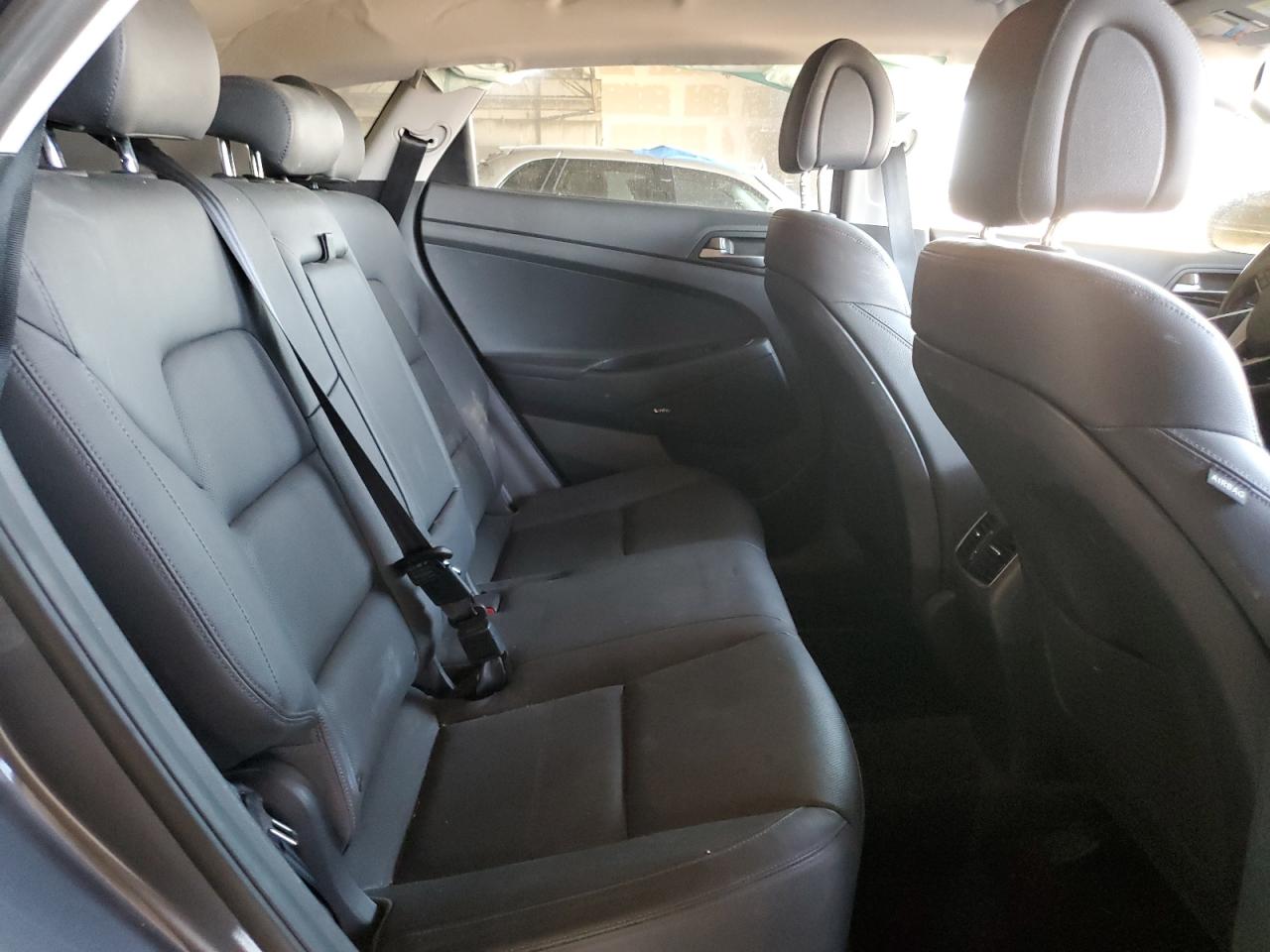 2017 Hyundai Tucson Limited VIN: KM8J33A28HU527393 Lot: 63486714