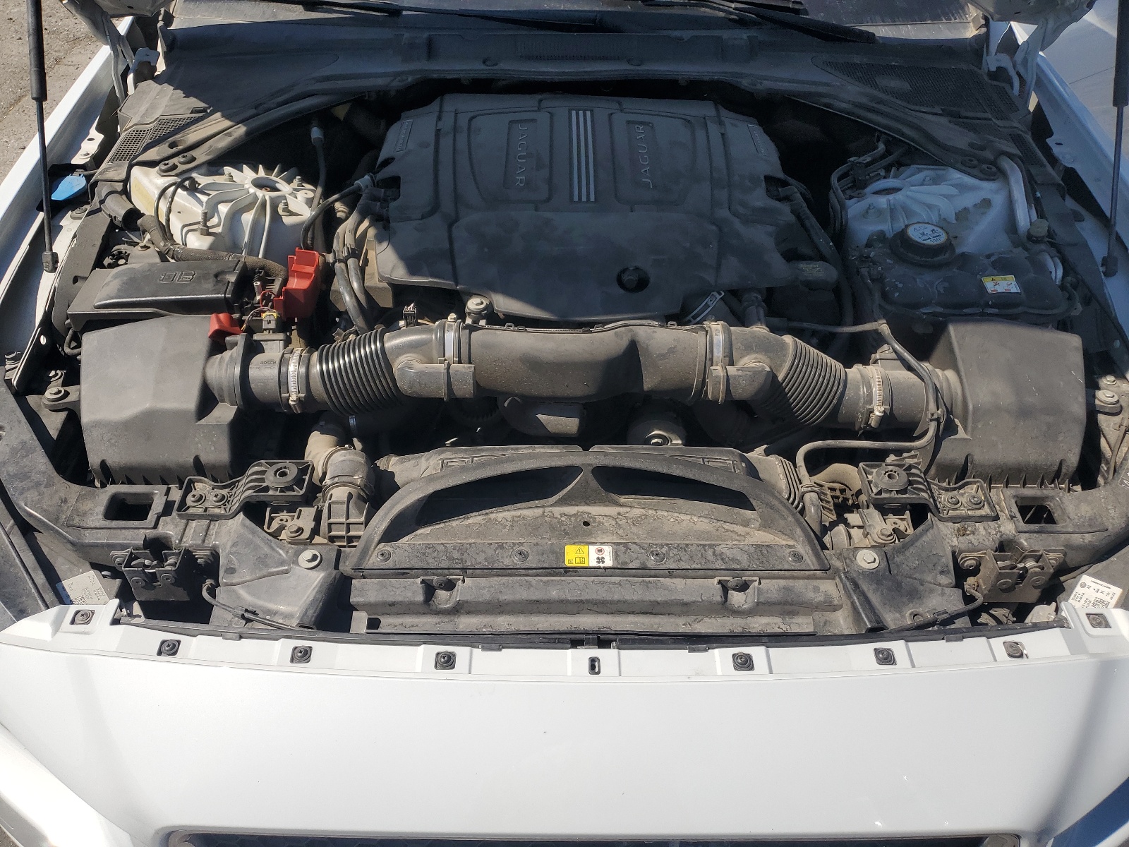 SAJAN4BV5HA947810 2017 Jaguar Xe First Edition