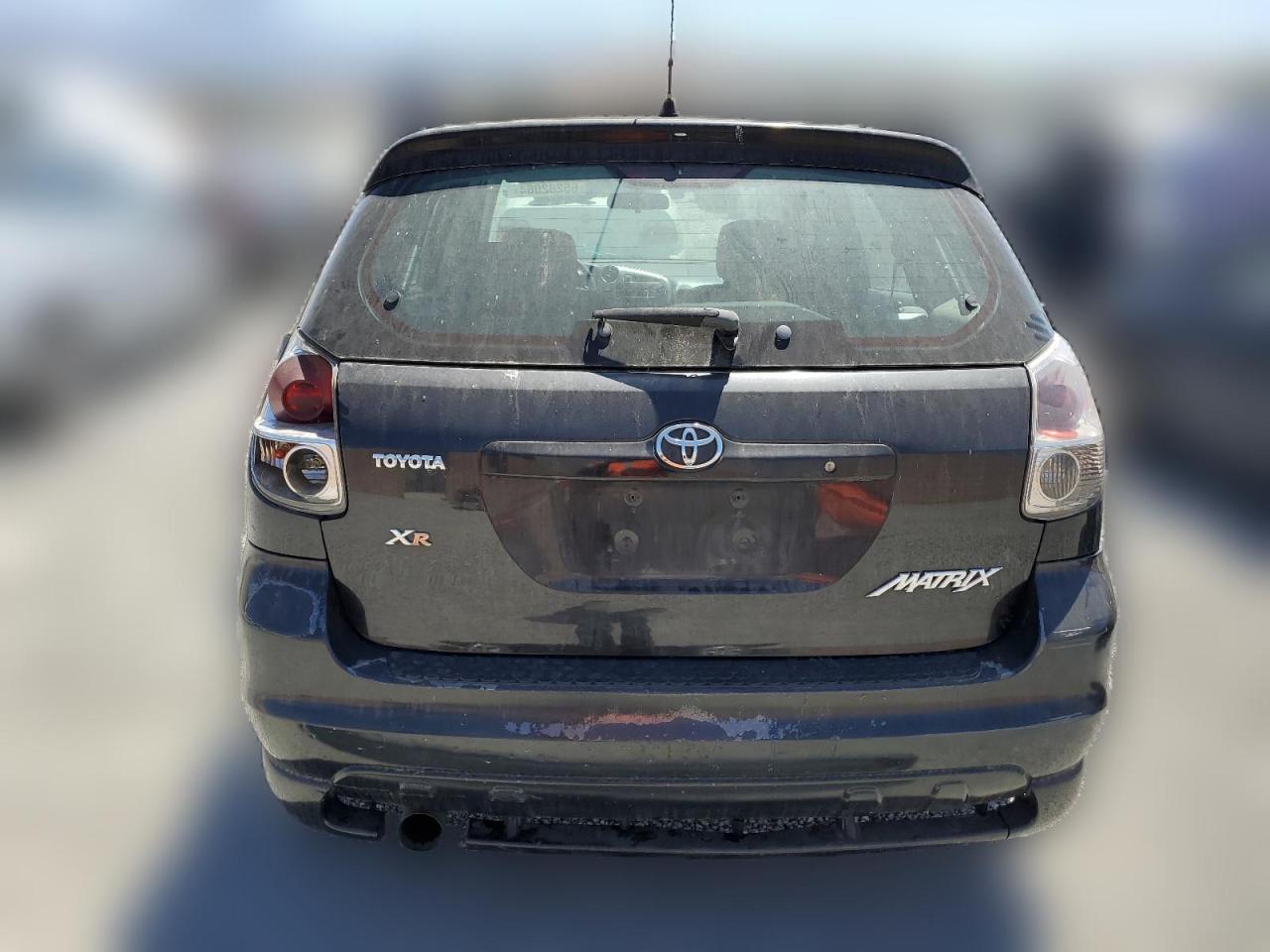 2005 Toyota Corolla Matrix Xr VIN: 2T1KR32E75C370433 Lot: 65282064