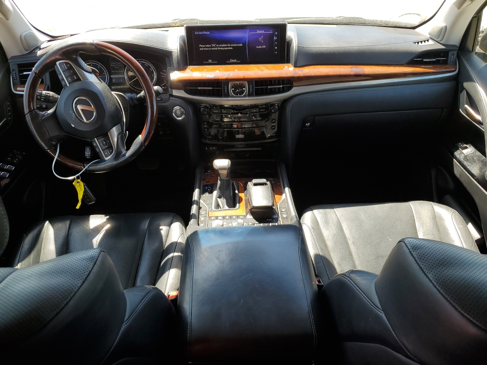 JTJHY7AX0J4254556 2018 Lexus Lx 570