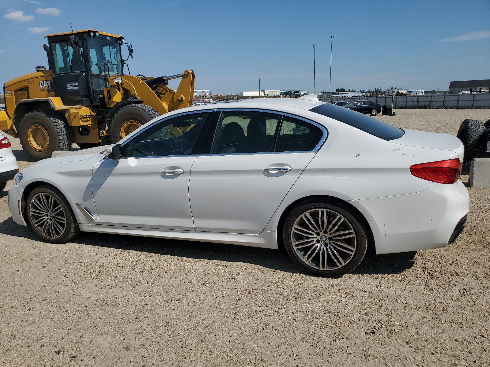 WBAJA7C52JG908814 2018 BMW 530 Xi