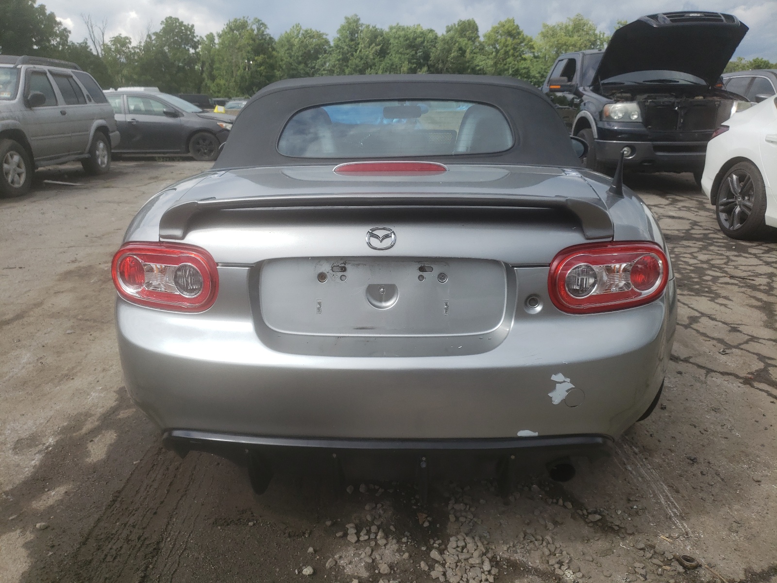 JM1NC2JF3B0219601 2011 Mazda Mx-5 Miata