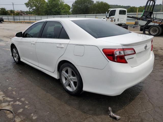  TOYOTA CAMRY 2014 Белый