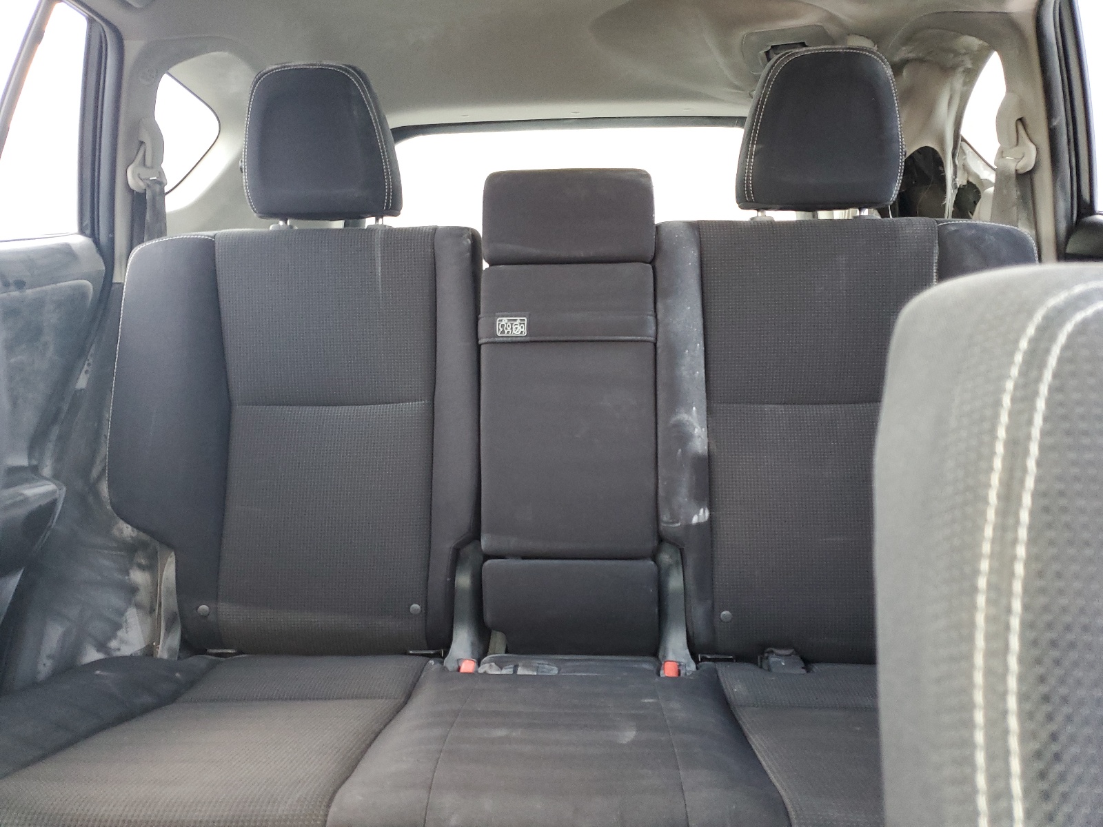 JTMRJREVXHD130014 2017 Toyota Rav4 Hv Le