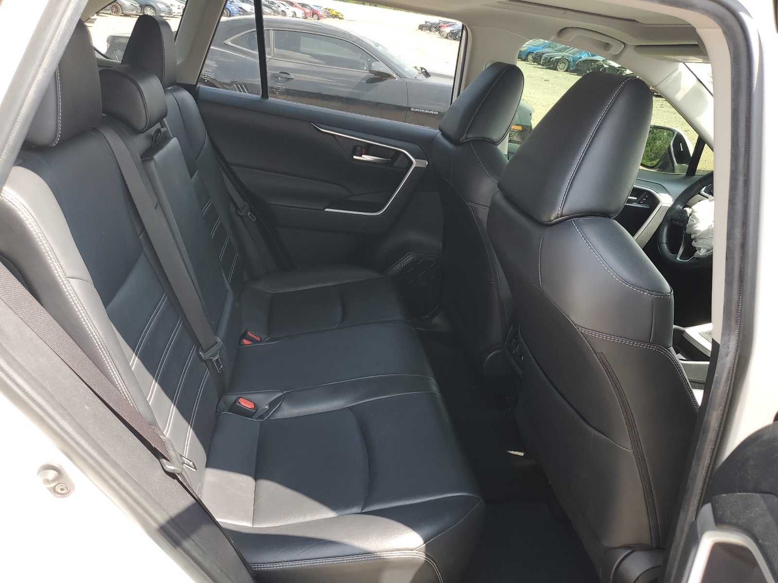 JTMC1RFV3KD002189 2019 Toyota Rav4 Xle Premium