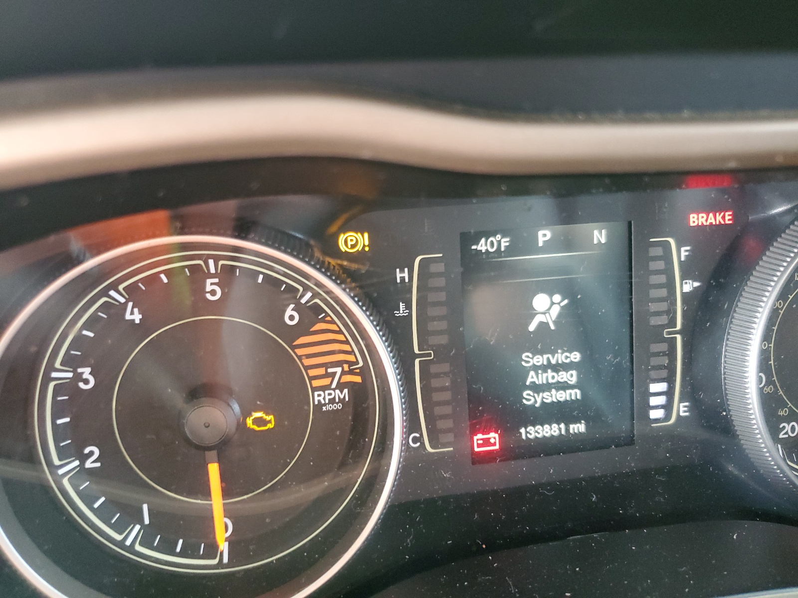 1C4PJLCB5GW126078 2016 Jeep Cherokee Latitude