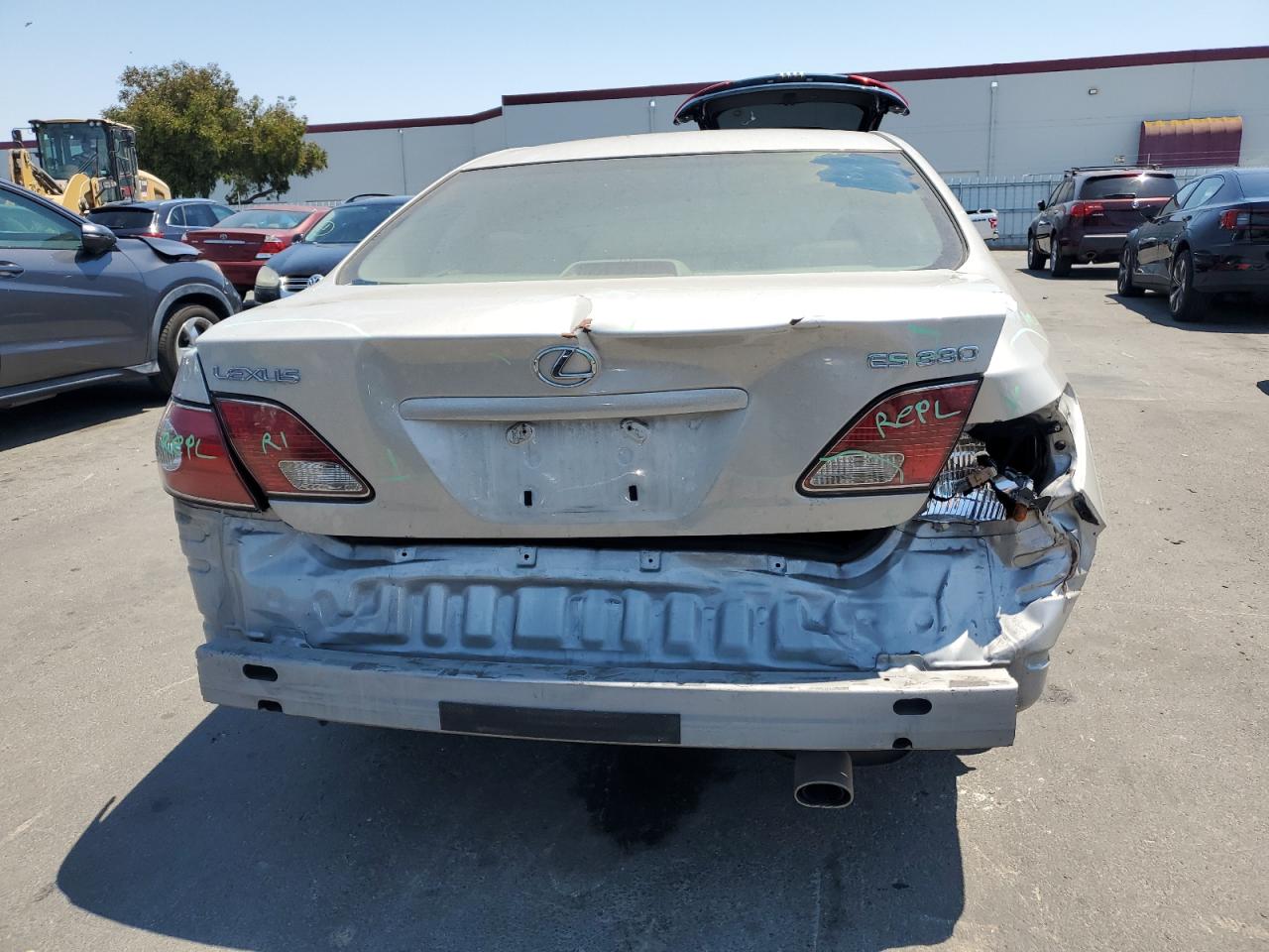 2004 Lexus Es 330 VIN: JTHBA30G745023920 Lot: 63038674