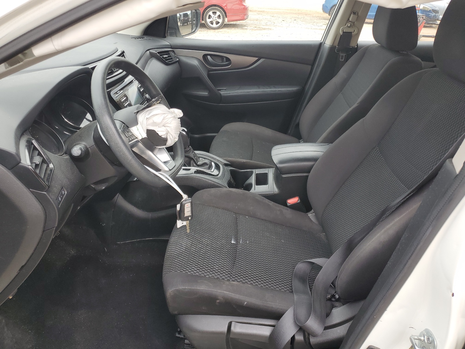 JN1BJ1CP1JW108844 2018 Nissan Rogue Sport S