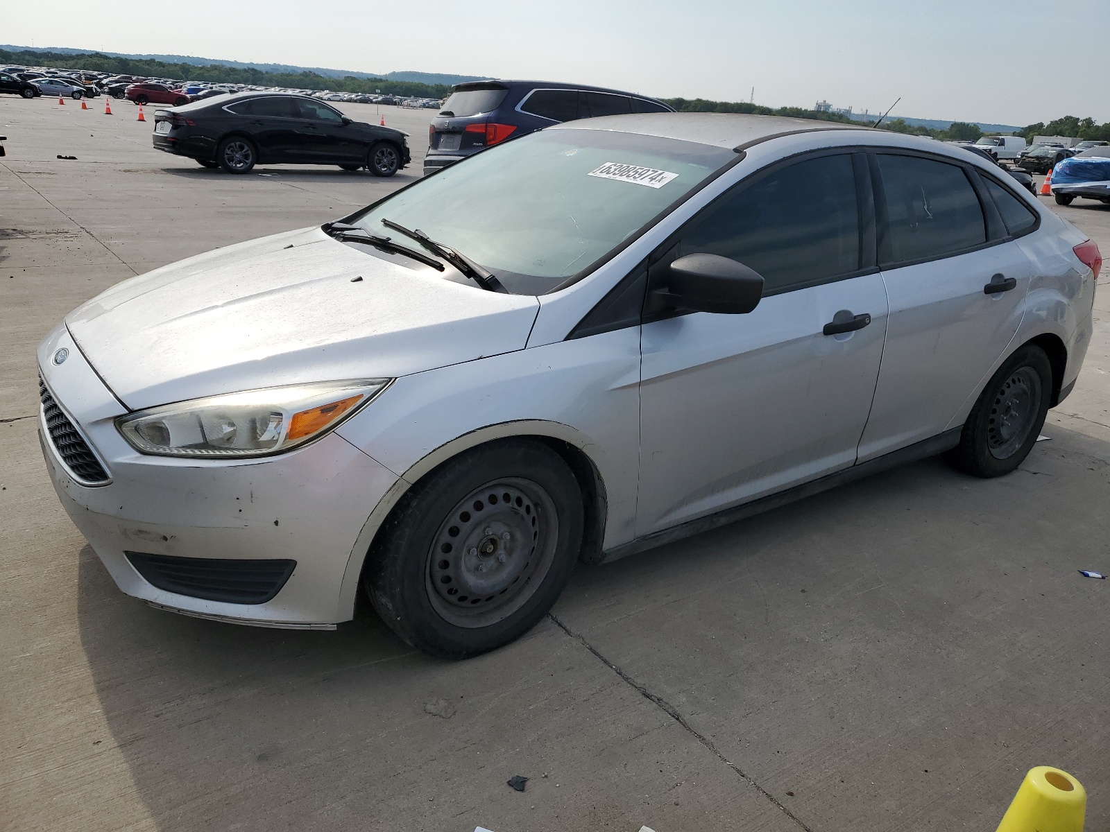 2016 Ford Focus S vin: 1FADP3E28GL394919