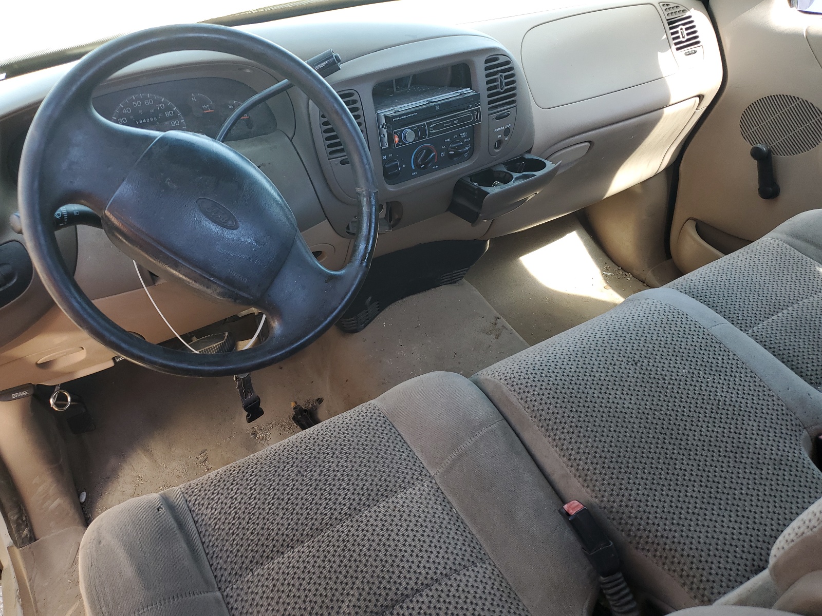 1FTDX1724VKC78938 1997 Ford F150