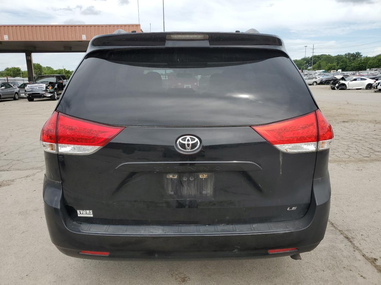 2014 Toyota Sienna Le VIN: 5TDKK3DC2ES462167 Lot: 61890674