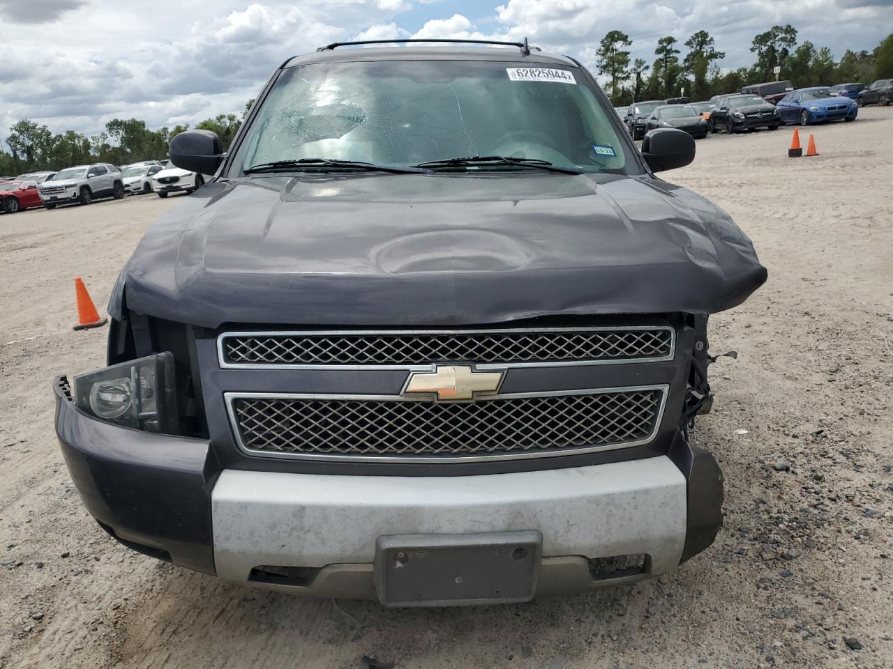 2011 Chevrolet Tahoe C1500 Lt VIN: 1GNSCBE02BR139587 Lot: 62825944