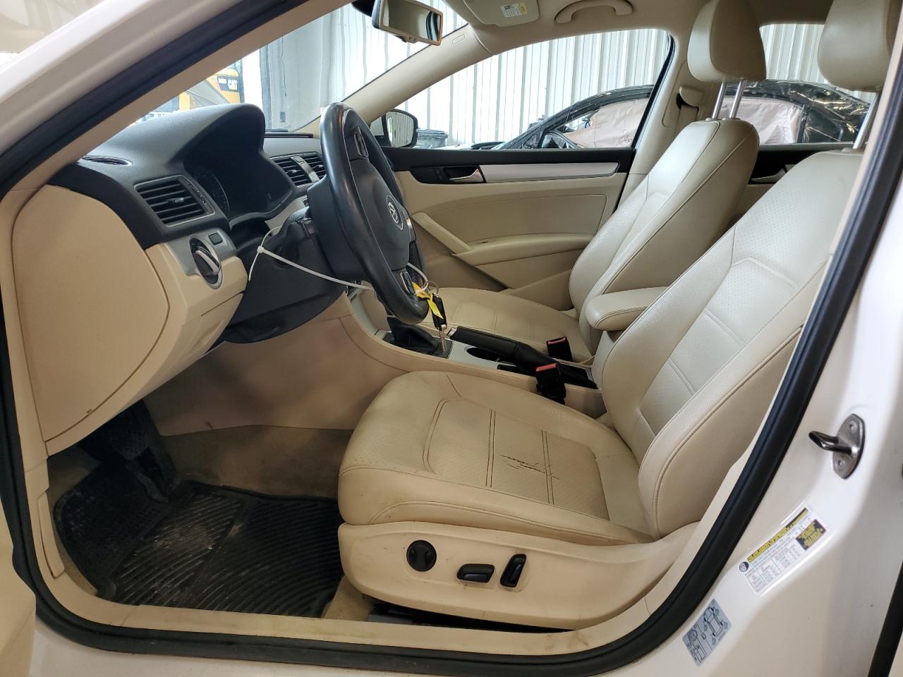 2013 Volkswagen Passat Se VIN: 1VWBP7A34DC092284 Lot: 63043854