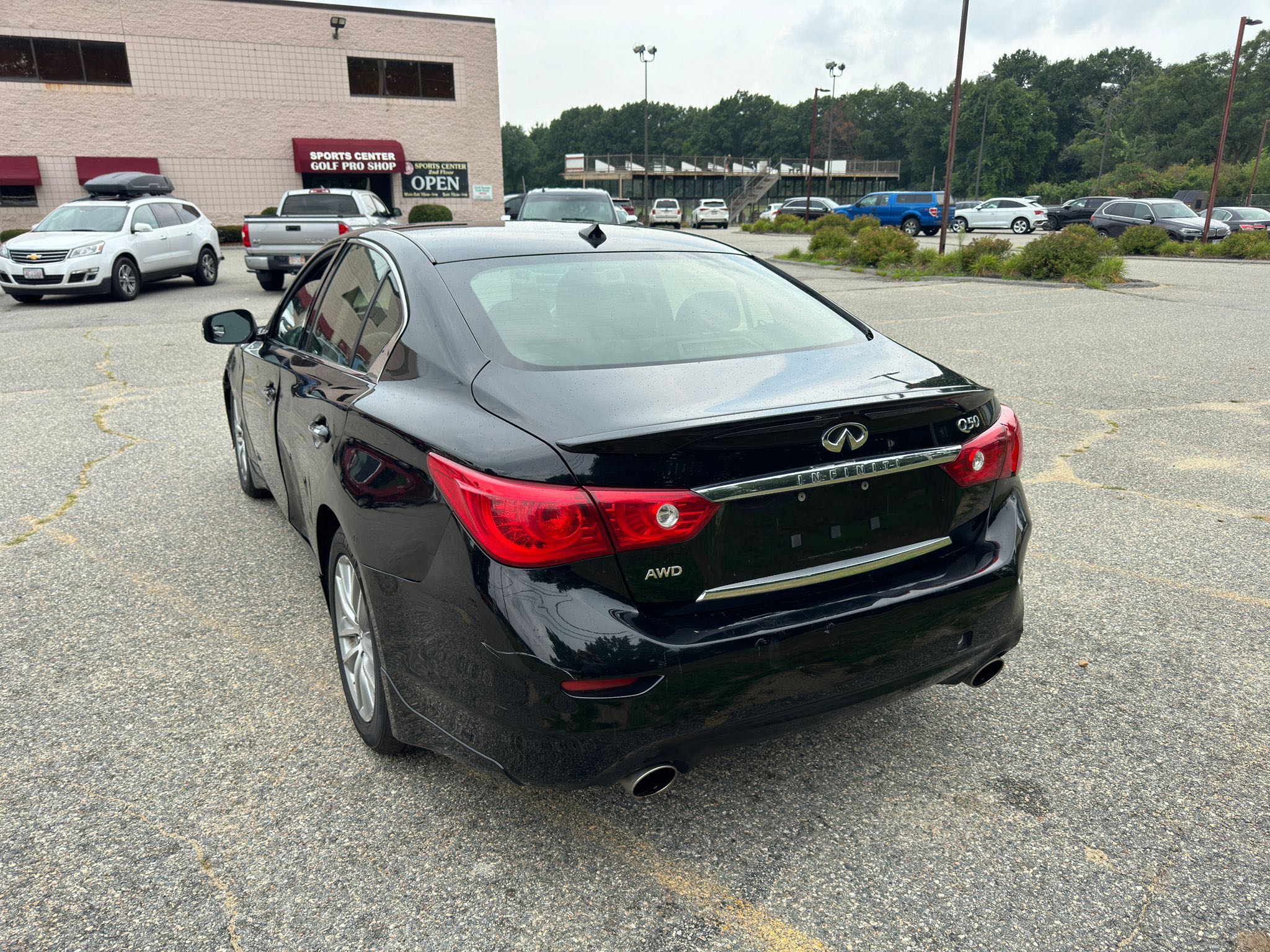 2015 Infiniti Q50 Base vin: JN1BV7AR0FM415405