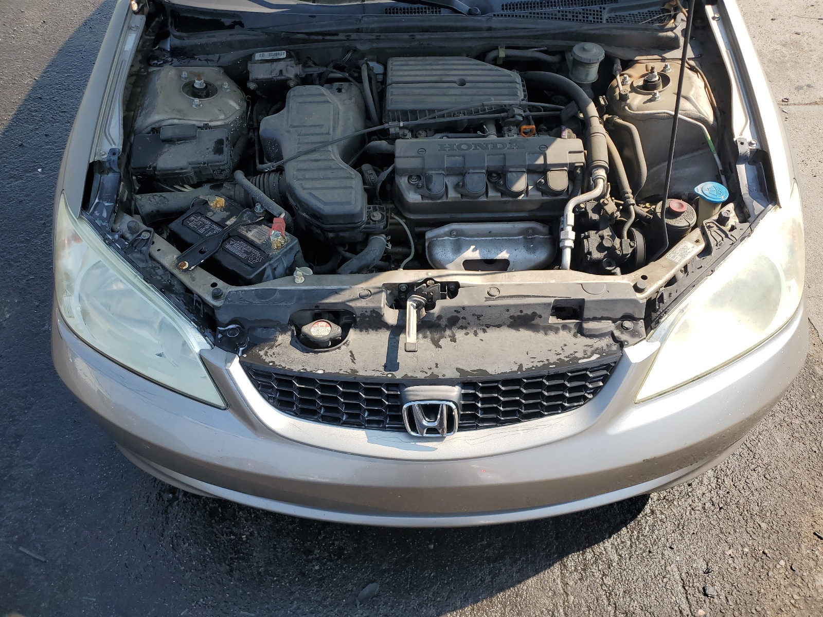 1HGEM225X4L066527 2004 Honda Civic Lx