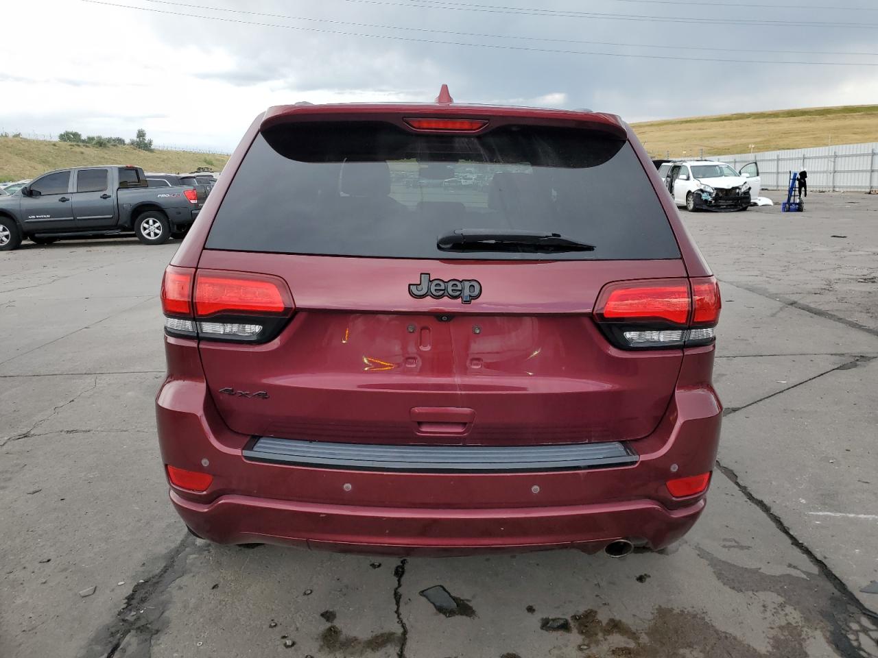 1C4RJFAG4JC180926 2018 Jeep Grand Cherokee Laredo