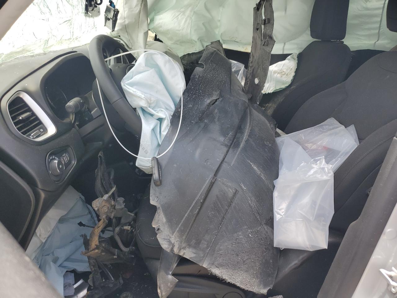 2021 Jeep Renegade Latitude VIN: ZACNJCBB1MPN25553 Lot: 61284214