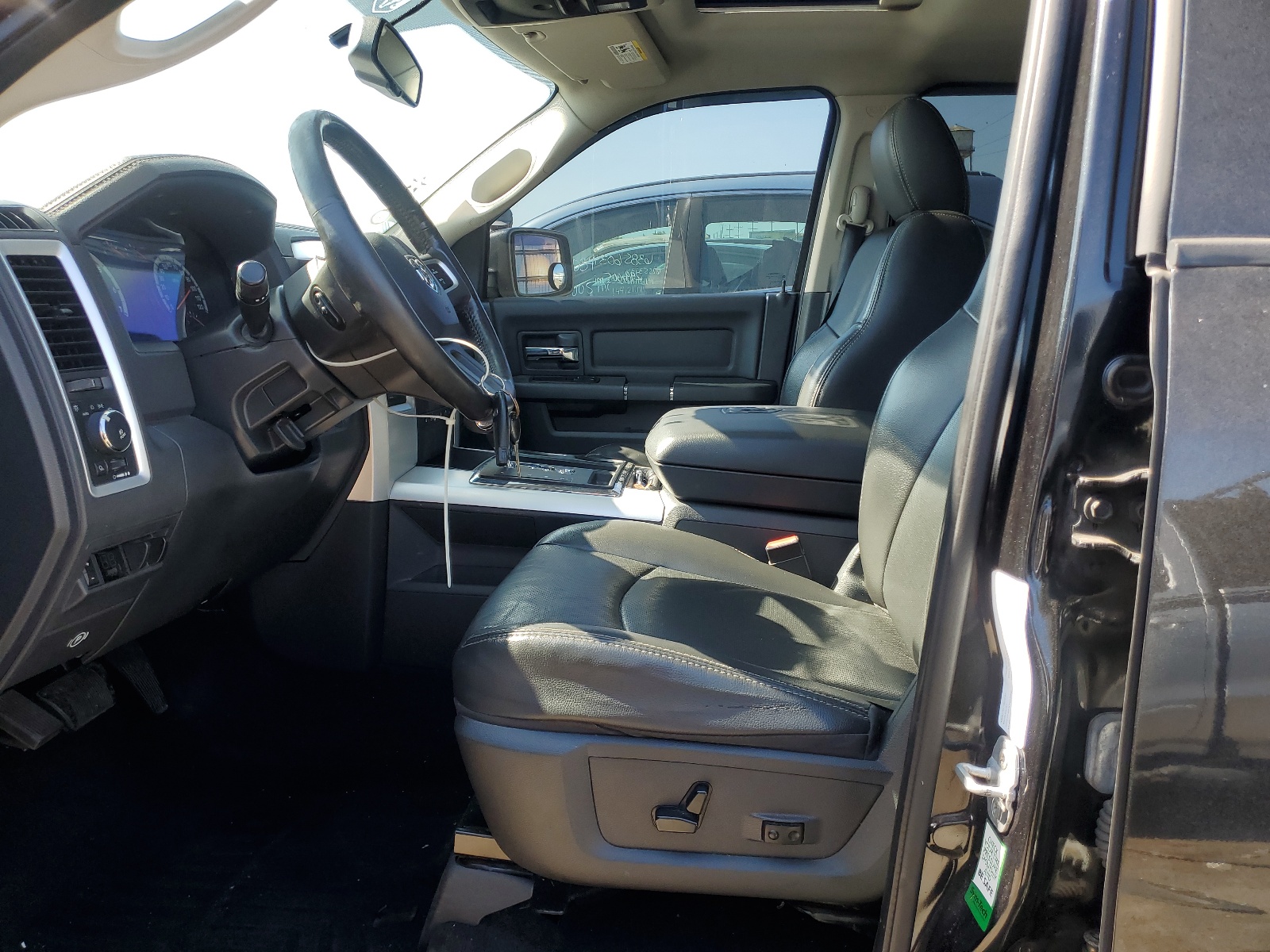 1D7RV1CT4BS592519 2011 Dodge Ram 1500