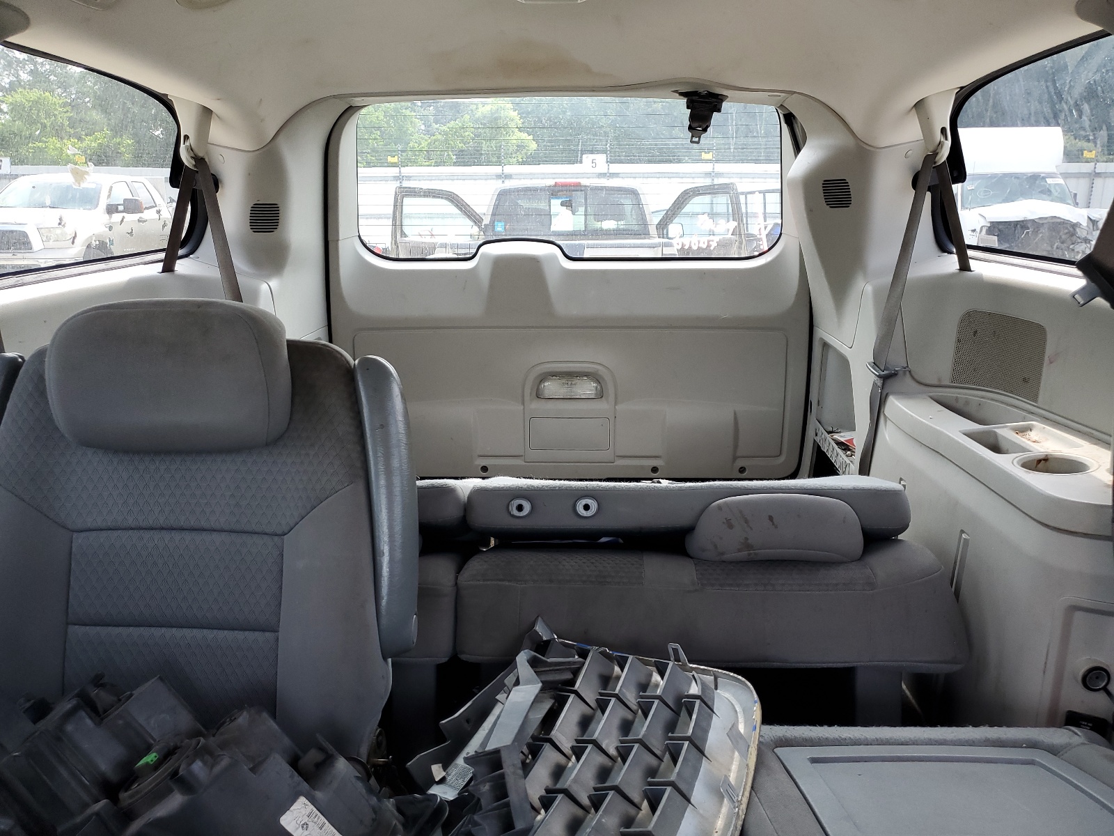 2A4RR5D16AR500839 2010 Chrysler Town & Country Touring