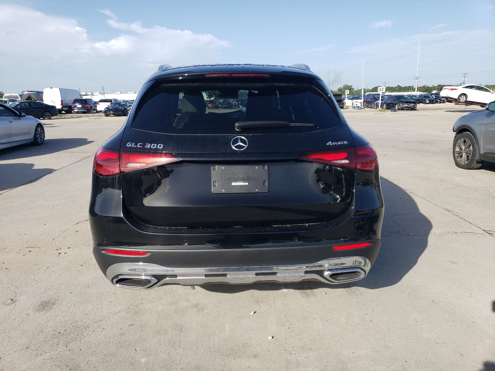 W1NKM4HB8RF131075 2024 Mercedes-Benz Glc 300 4Matic