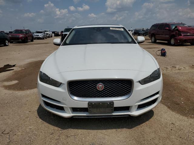  JAGUAR XE 2018 Белы