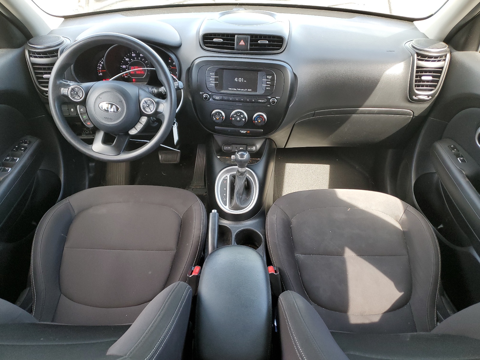 KNDJN2A26H7881601 2017 Kia Soul