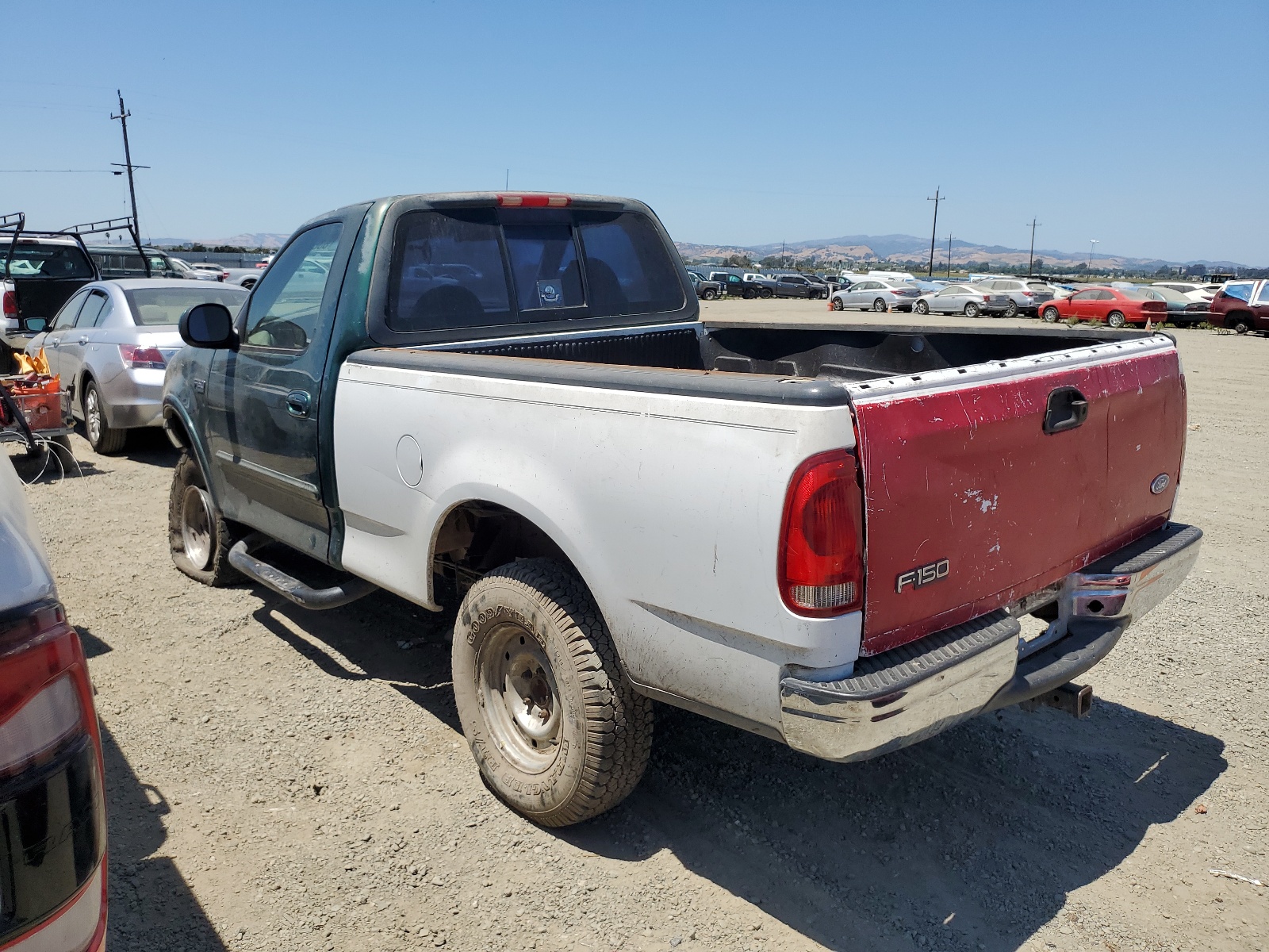 1FTRF18W4XKB03053 1999 Ford F150