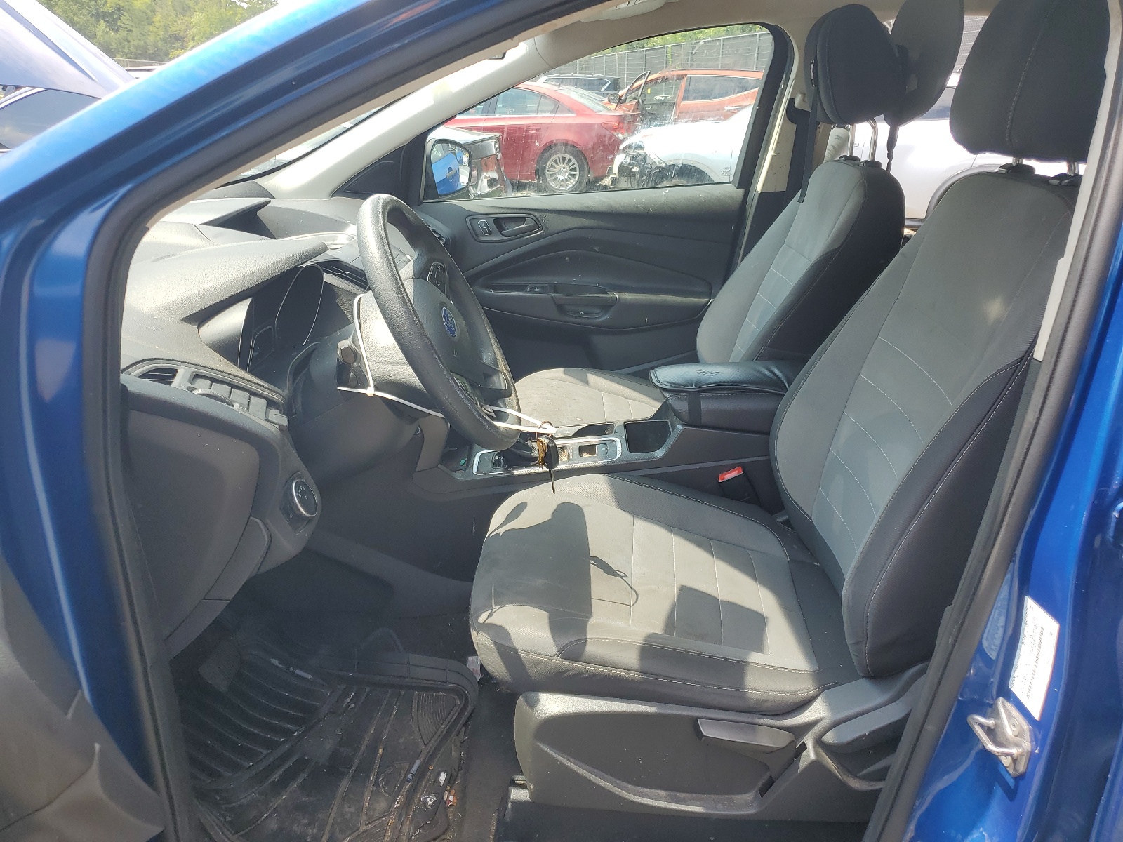 1FMCU0F77HUA75686 2017 Ford Escape S