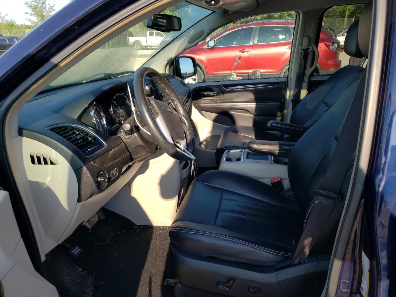 2016 Chrysler Town & Country Touring VIN: 2C4RC1BG8GR119591 Lot: 63786834