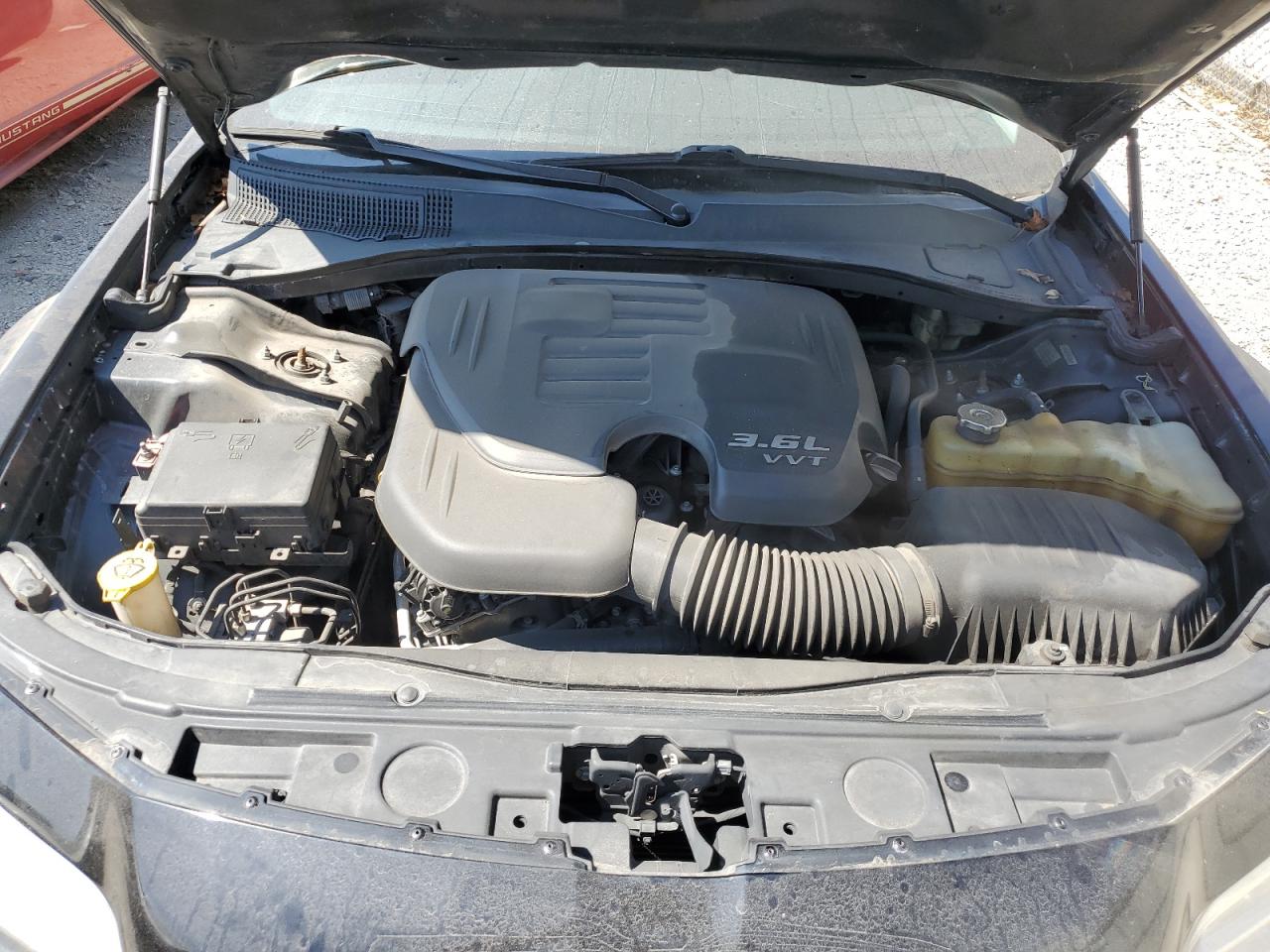 2015 Chrysler 300 Limited VIN: 2C3CCAAG4FH864354 Lot: 63492104