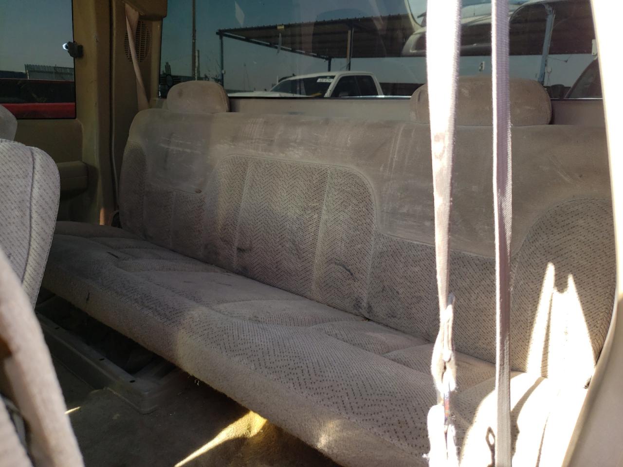 1996 Chevrolet Gmt-400 K1500 VIN: 2GCEK19R5T1228186 Lot: 63414794