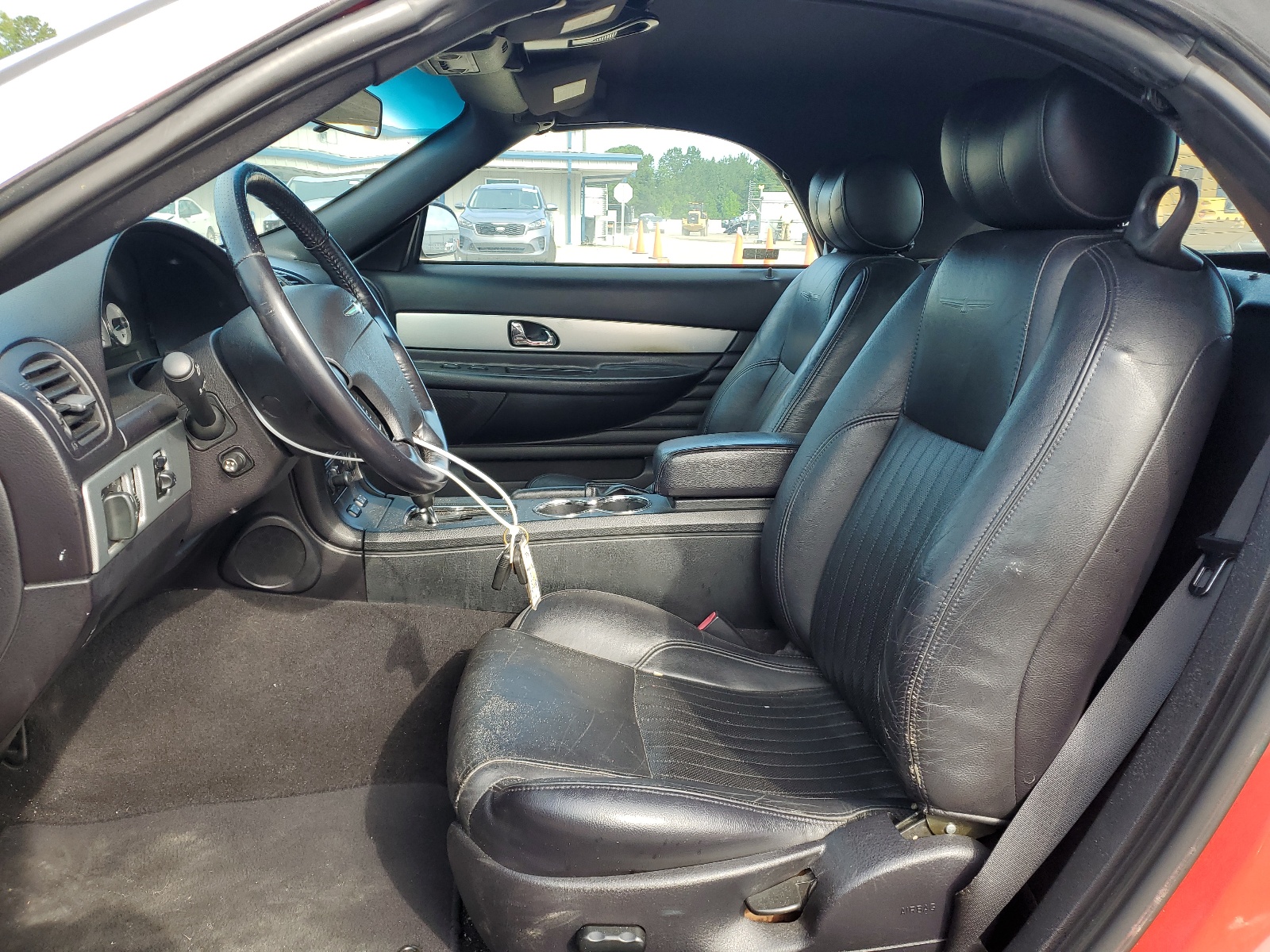 1FAHP60A75Y105594 2005 Ford Thunderbird