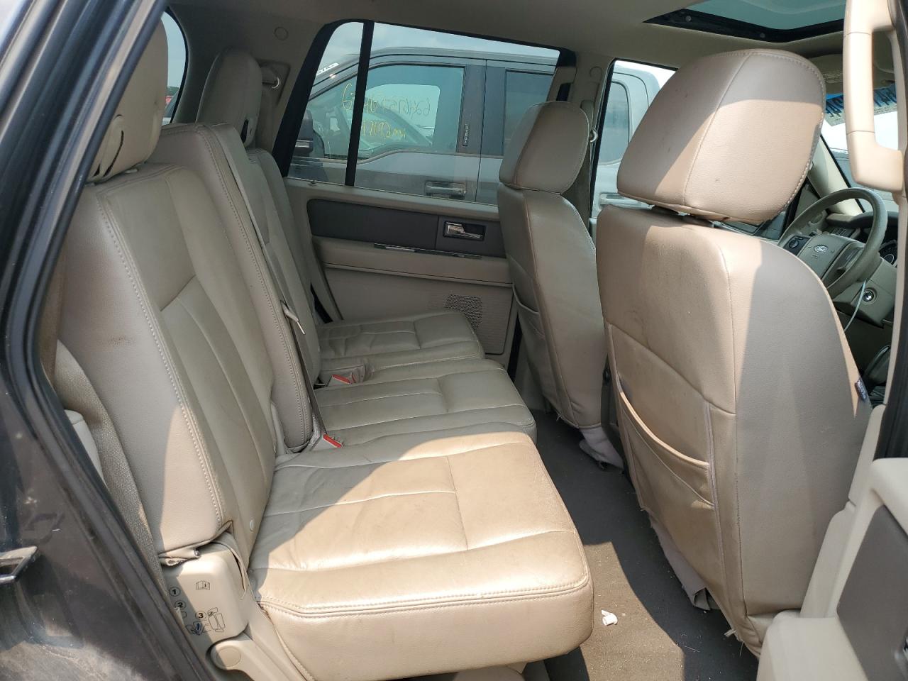 2007 Ford Expedition Xlt VIN: 1FMFU16507LA36279 Lot: 64112124