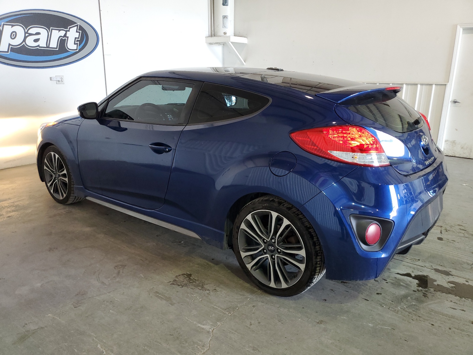 2017 Hyundai Veloster Turbo vin: KMHTC6AE5HU313725