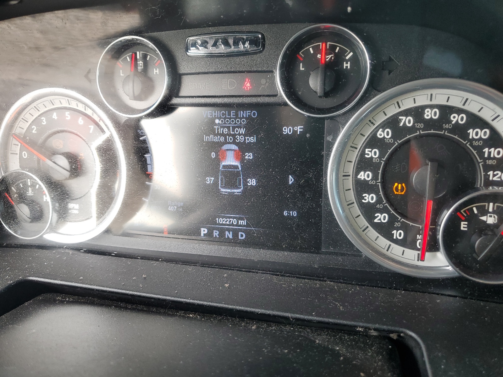 1C6RR7LT7GS160703 2016 Ram 1500 Slt