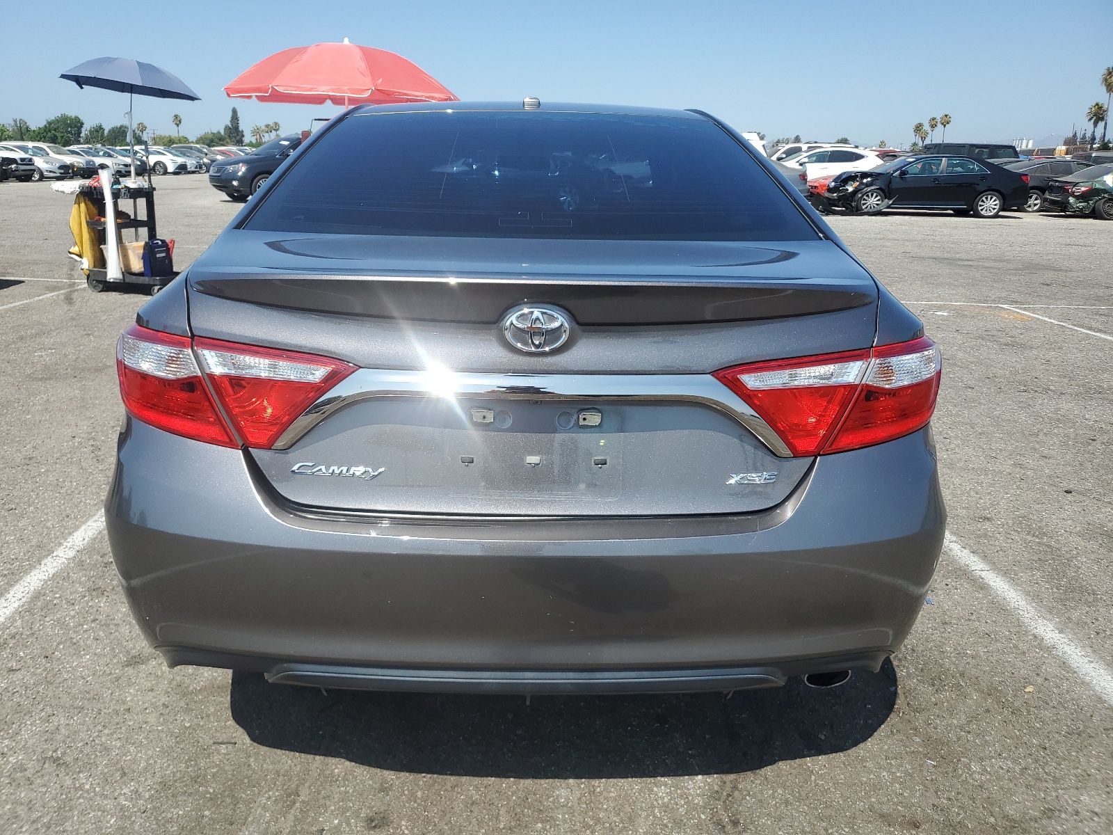 2017 Toyota Camry Le vin: 4T1BF1FK3HU408434