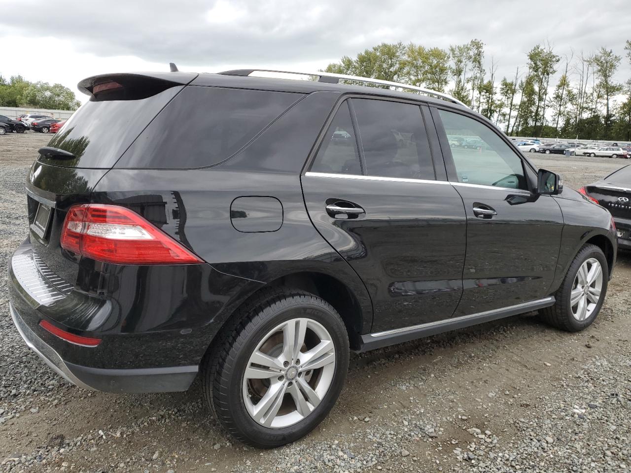 2015 Mercedes-Benz Ml 350 VIN: 4JGDA5JB9FA530414 Lot: 65351764