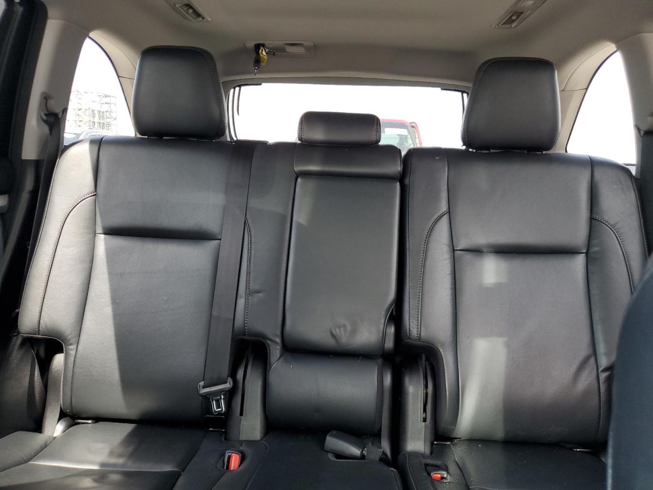 2018 Toyota Highlander Se VIN: 5TDKZRFH7JS273984 Lot: 63588734