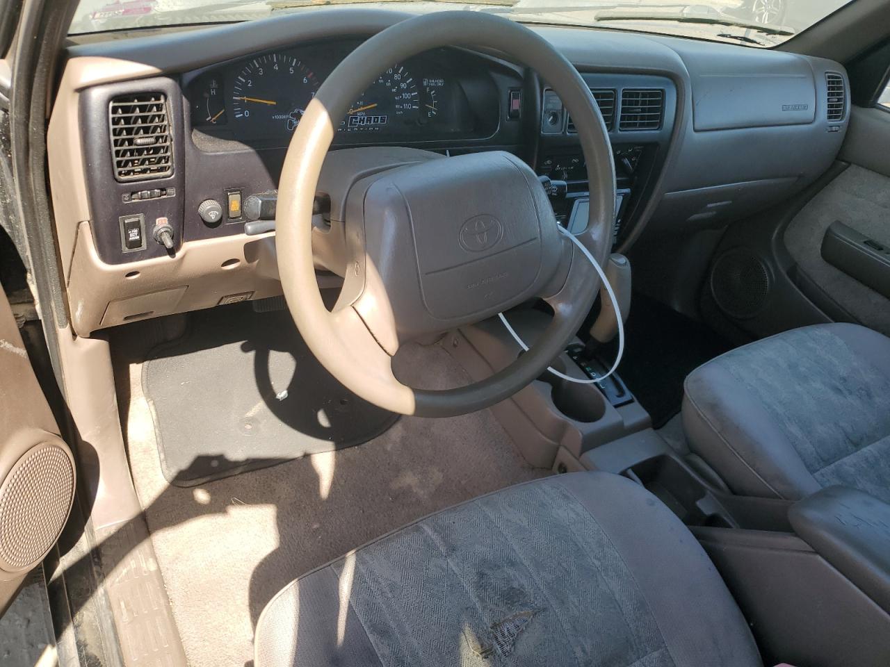 2000 Toyota Tacoma Xtracab Prerunner VIN: 4TASN92N4YZ629660 Lot: 63813874