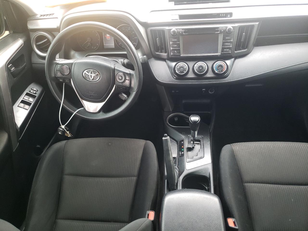 2017 Toyota Rav4 Le VIN: JTMBFREV8HJ143297 Lot: 62871384