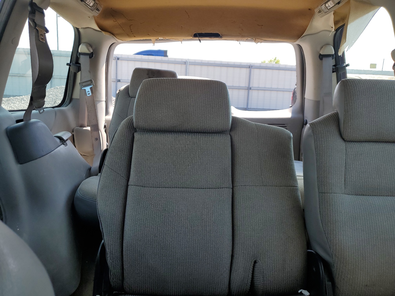 1GNDU23EX2D158549 2002 Chevrolet Venture Economy