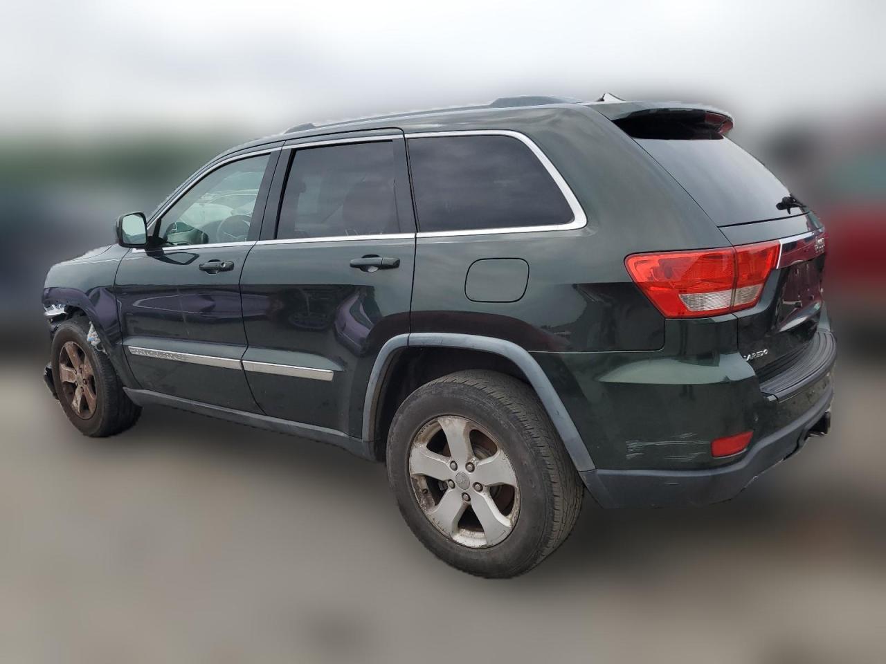 2011 Jeep Grand Cherokee - Image 2