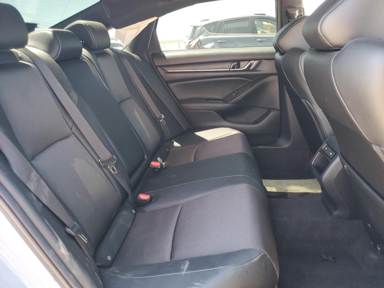 2022 Honda Accord Sport VIN: 1HGCV1F30NA072518 Lot: 61528084