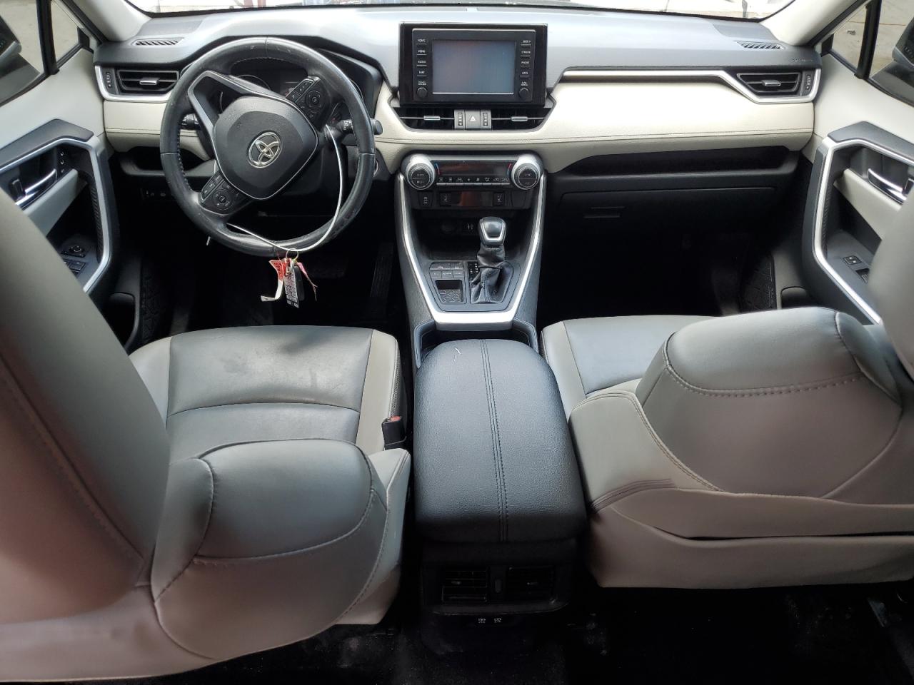 2019 Toyota Rav4 Xle Premium VIN: JTMC1RFVXKD030474 Lot: 64448894