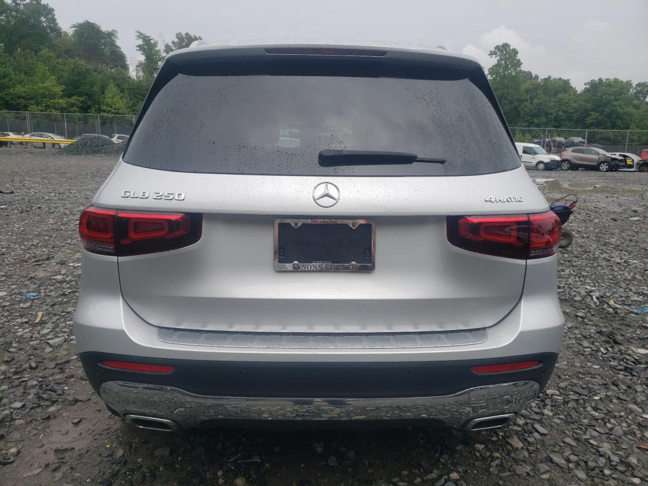 W1N4M4HB1LW023543 2020 Mercedes-Benz Glb 250 4Matic