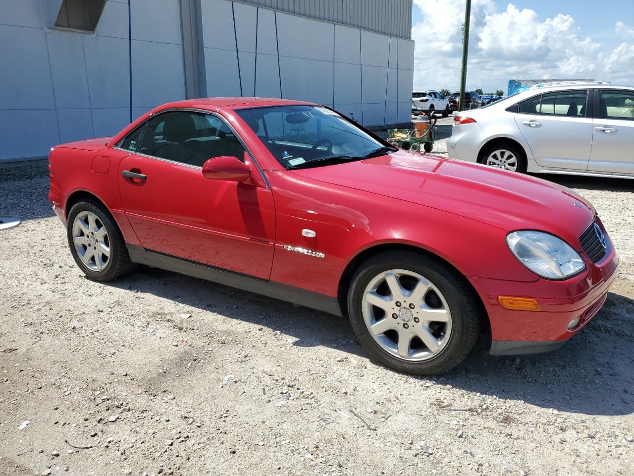 1998 Mercedes-Benz Slk 230 Kompressor VIN: WDBKK47F4WF006747 Lot: 63226334