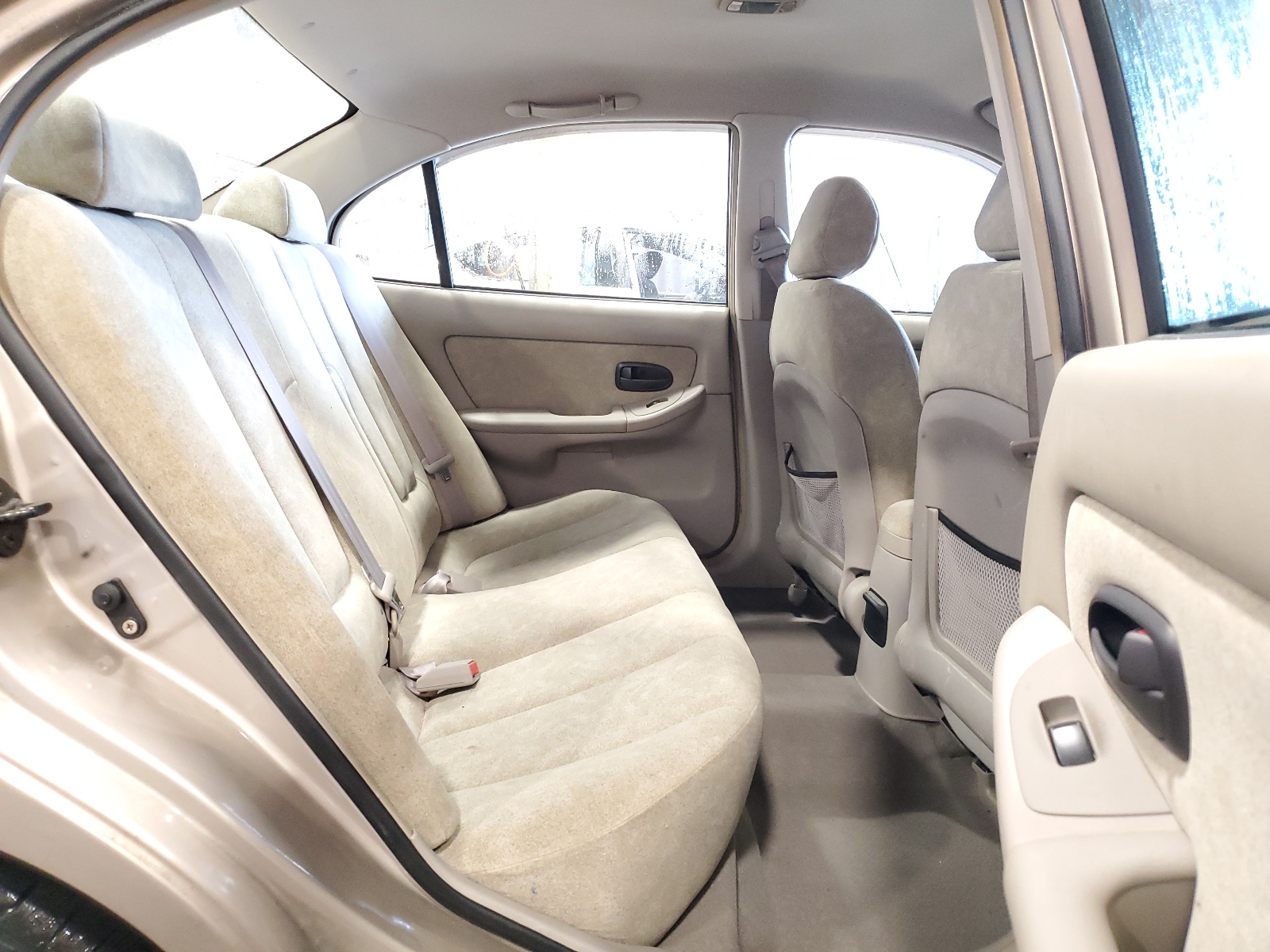 KMHDN45D52U418020 2002 Hyundai Elantra Gls