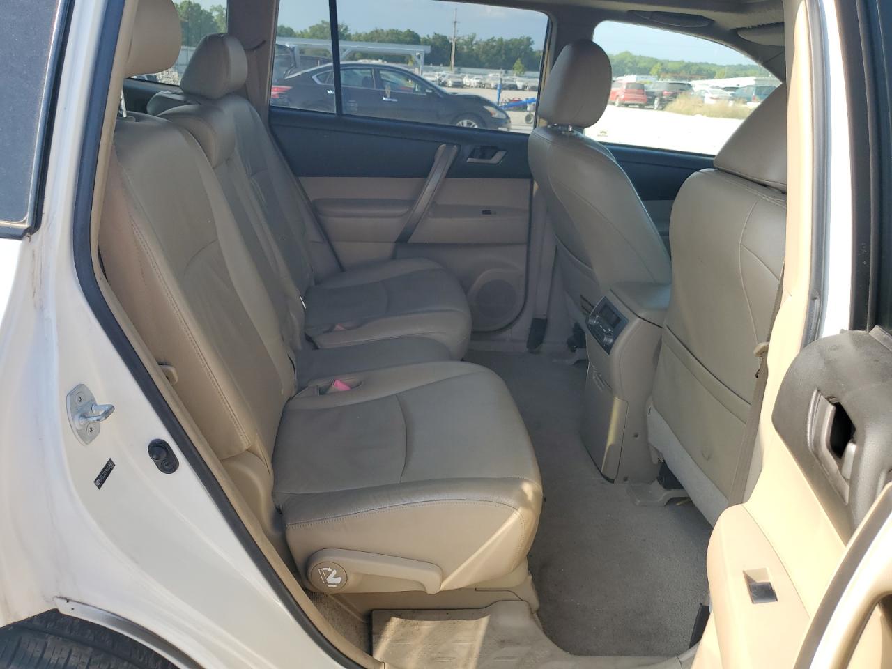 2008 Toyota Highlander Sport VIN: JTEES43A982075562 Lot: 64835884