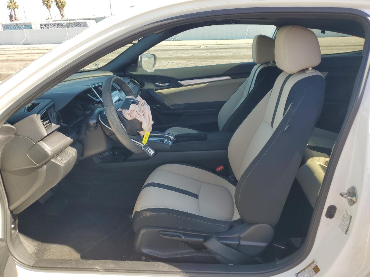 2018 Honda Civic Lx VIN: 2HGFC4B07JH305662 Lot: 63728634